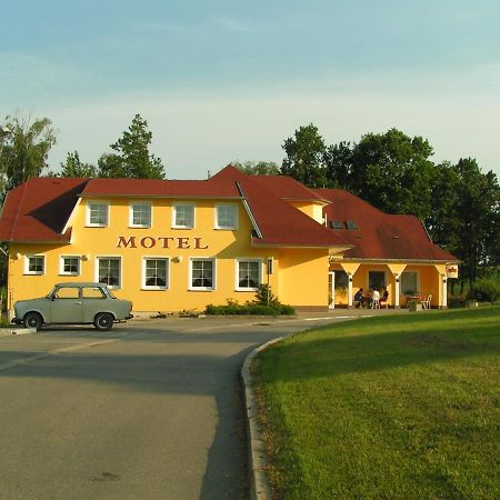 Motel Velky Rybnik Pelhřimov Extérieur photo